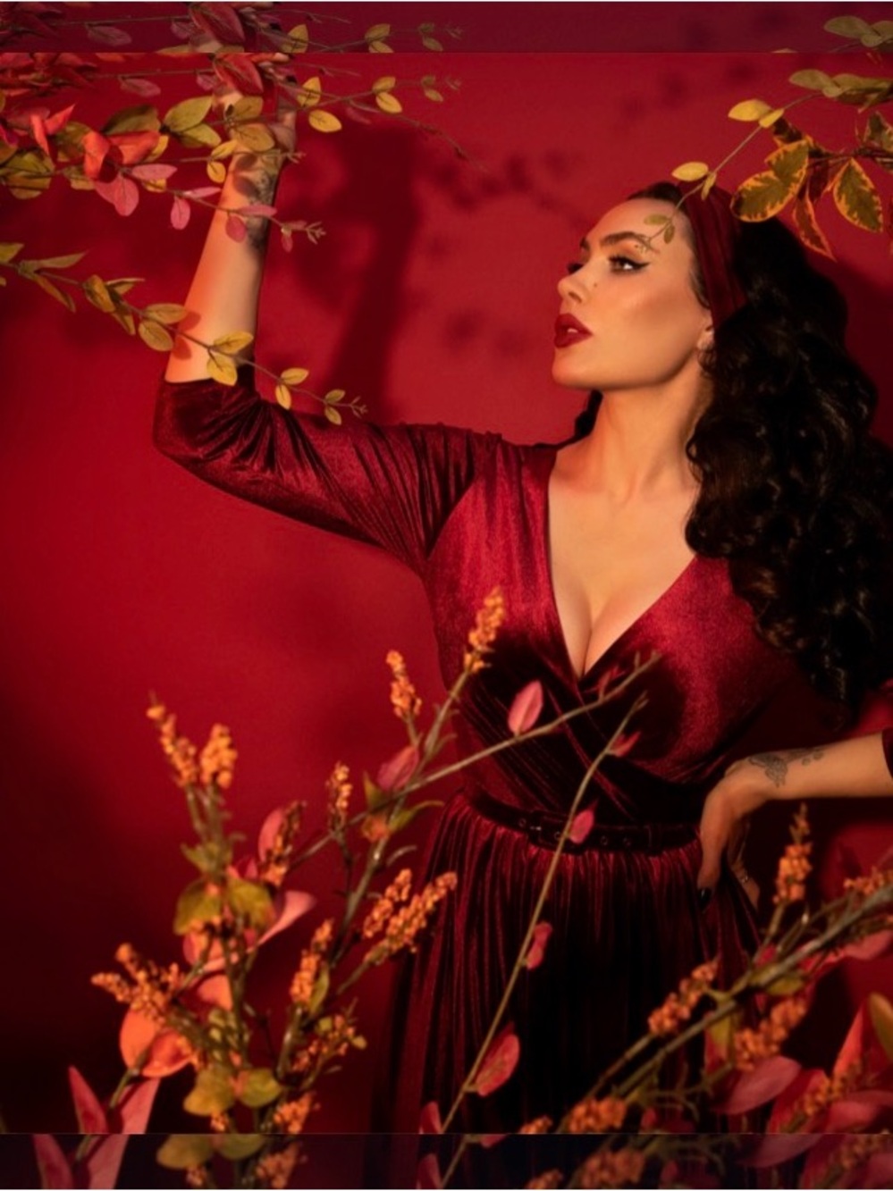 Rare! Sold out! Vixen Micheline Pitt retro Burgundy Velvet swing Dress